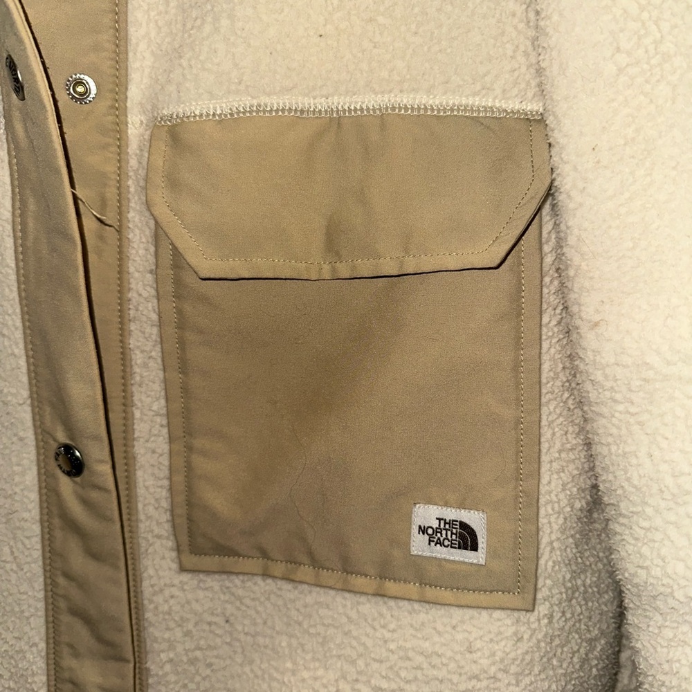 The North Face Women's Cragmont Fleece Coat - Picture 6 of 6